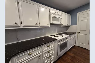 330 Holiday Lane, Coldspring, TX 77331 - Photo 13