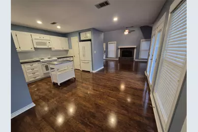 330 Holiday Lane, Coldspring, TX 77331 - Photo 9