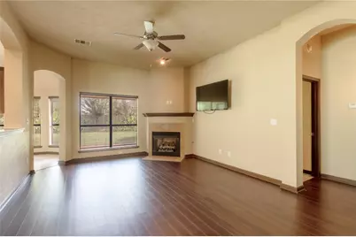 107 Enfield Court, Huntsville, TX 77320 - Photo 7