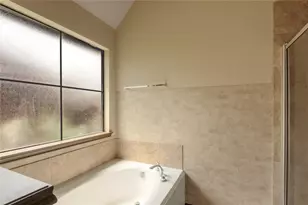 107 Enfield Ct, Huntsville, TX 77320 - Photo 23