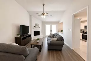 12039 Canterhurst Way, Houston, TX 77065 - Photo 3