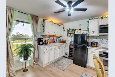 1222 Madison Avenue, Port Bolivar, TX 77650 - Photo 11