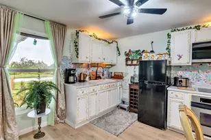 1222 Madison Ave, Port Bolivar, TX 77650 - Photo 11