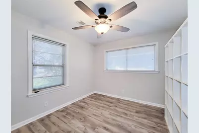 8527 Kempridge Street, Houston, TX 77080 - Photo 29