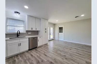 8527 Kempridge Street, Houston, TX 77080 - Photo 17