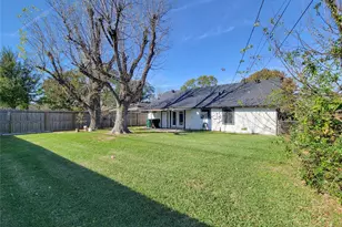 8527 Kempridge St, Houston, TX 77080 - Photo 3