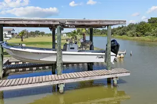 540 Bayou Ave, Anahuac, TX 77514 - Photo 27