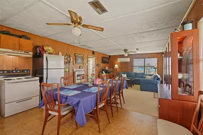 540 Bayou Avenue, Anahuac, TX 77514 - Photo 11