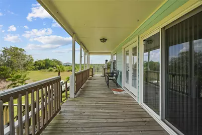 540 Bayou Avenue, Anahuac, TX 77514 - Photo 7