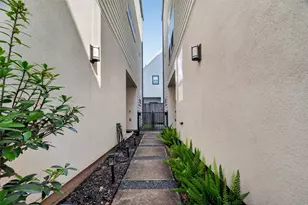 407 N Nagle St, Houston, TX 77003 - Photo 37