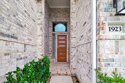 1923 Hickory Grove Lane, Tomball, TX 77375 - Photo 5