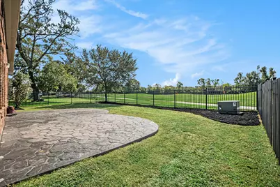 2502 Bay Hill Drive, Baytown, TX 77523 - Photo 23
