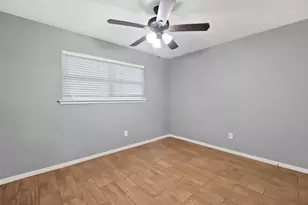 2230 Fall Meadow Dr, Missouri City, TX 77489 - Photo 9