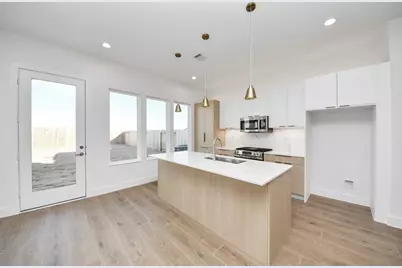 9135 Besos Lane, Houston, TX 77051 - Photo 9