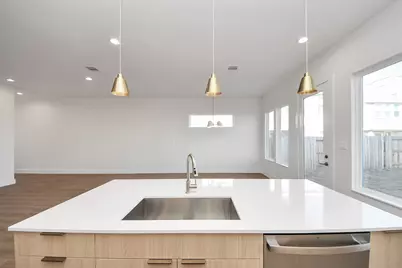 9135 Besos Lane, Houston, TX 77051 - Photo 7