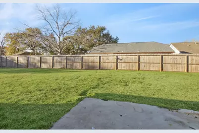 10827 W Mulberry Drive, La Porte, TX 77571 - Photo 21