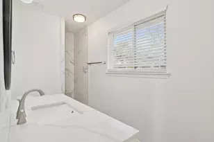 10827 W Mulberry Dr, La Porte, TX 77571 - Photo 15