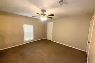 723 Cherry Valley Dr, Houston, TX 77336 - Photo 9