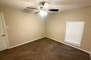 723 Cherry Valley Dr, Houston, TX 77336 - Photo 11