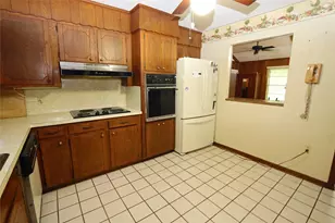 3804 Shady Ln, Santa Fe, TX 77517 - Photo 11
