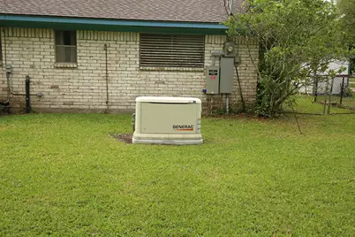 3804 Shady Lane, Santa Fe, TX 77517 - Photo 3