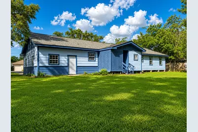 316 Riley Road, Clute, TX 77531 - Photo 3