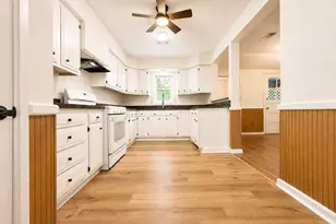 316 Riley Rd, Clute, TX 77531 - Photo 9
