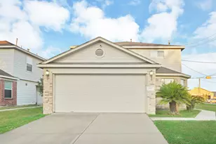 1102 Fairlane Square, Channelview, TX 77530 - Photo 1