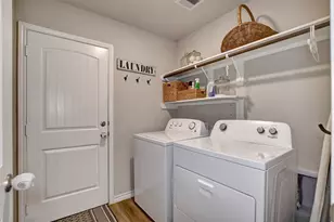 1011 Davy St, Brenham, TX 77833 - Photo 29