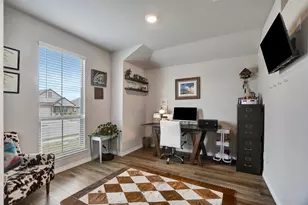 1011 Davy St, Brenham, TX 77833 - Photo 5