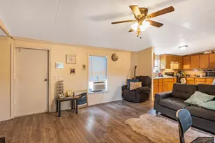 1130A 10th St, San Leon, TX 77539 - Photo 5