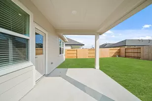 8430 Bay Oaks Dr, Baytown, TX 77523 - Photo 21