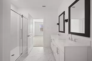 8430 Bay Oaks Dr, Baytown, TX 77523 - Photo 13