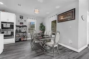 2512 Ravenna Ct, Friendswood, TX 77546 - Photo 9
