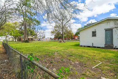 6515 Lloyd Street, Houston, TX 77022 - Photo 27