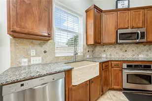 1332 Dorothy St, Houston, TX 77008 - Photo 13