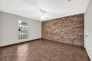 7064 Jetty Ln, Houston, TX 77072 - Photo 15