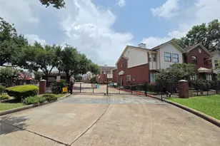 1103 Dulles Ave, Stafford, TX 77477 - Photo 3