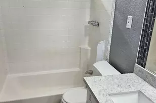 7011 Hillsboro St, Houston, TX 77020 - Photo 11