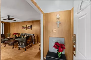 4007 Wedgewood St, Houston, TX 77093 - Photo 3