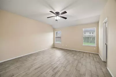 16522 Silla Ridge Court, Houston, TX 77049 - Photo 11