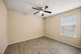 16522 Silla Ridge Ct, Houston, TX 77049 - Photo 9