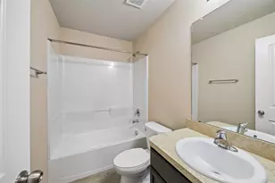 16522 Silla Ridge Ct, Houston, TX 77049 - Photo 9