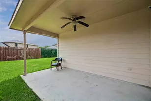 16522 Silla Ridge Ct, Houston, TX 77049 - Photo 15