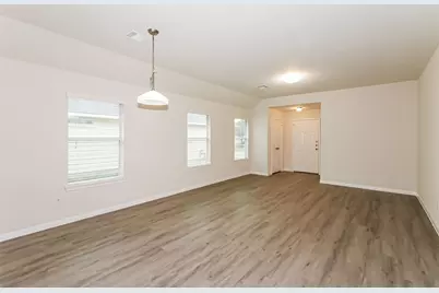 5622 Latta Plantation, Katy, TX 77449 - Photo 5