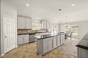 1330 Leigh Gdns Dr, Sugar Land, TX 77479 - Photo 17