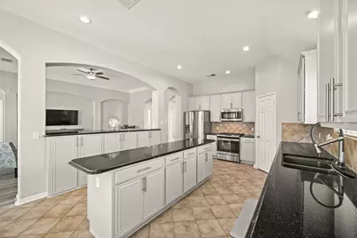 1330 Leigh Gardens Drive, Sugar Land, TX 77479 - Photo 15