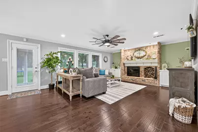 746 Stone Mountain Drive, Conroe, TX 77302 - Photo 11