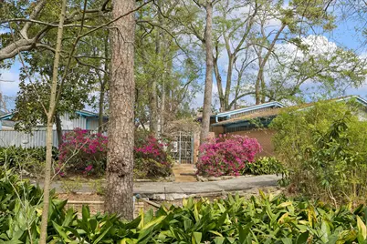 202 Pine Hollow Lane, Houston, TX 77056 - Photo 5