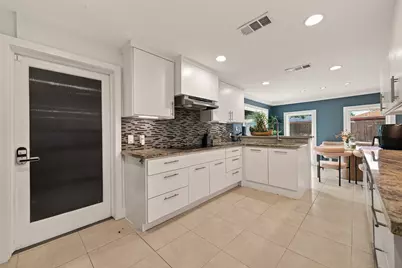 10910 Ensbrook Drive, Houston, TX 77099 - Photo 17